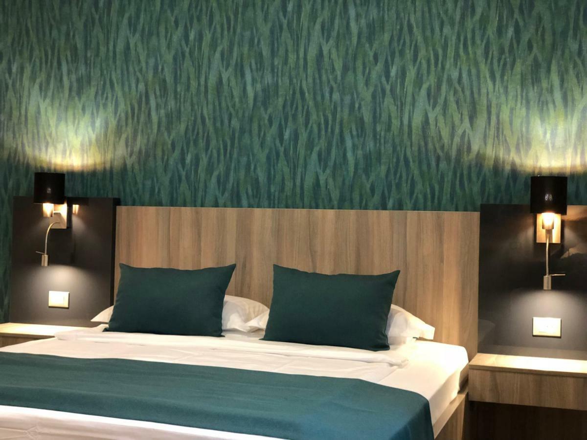 Pensiunea Lido Piatra Neamţ Exteriör bild